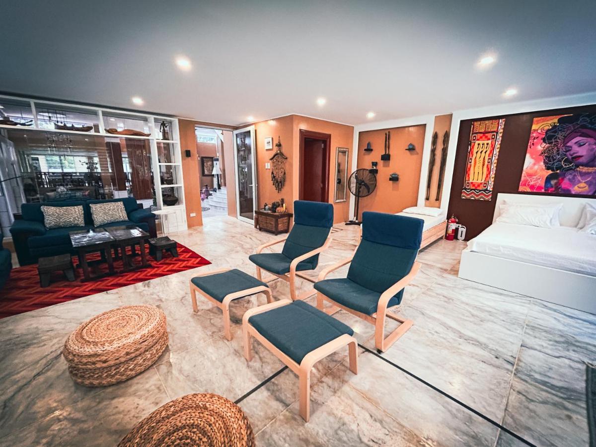 Wazobia Boracay Pool Holiday home